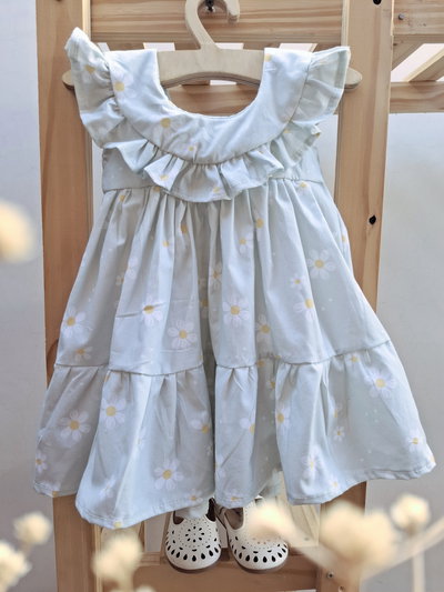 Vestido Meri Estampado Margarita fondo Verde 