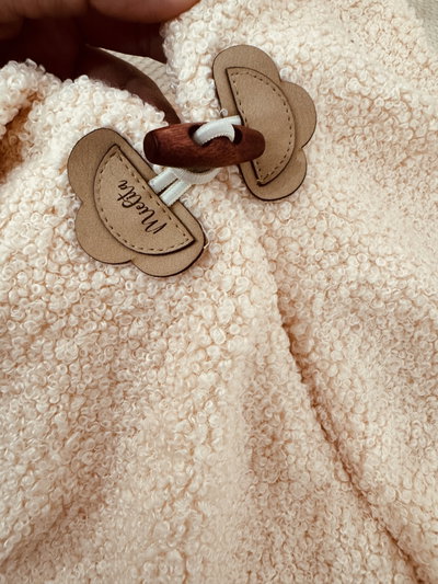 Chaleco Boucle crema 
