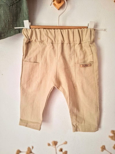 Pantalón Tusor Arena sin bolsillos trasero