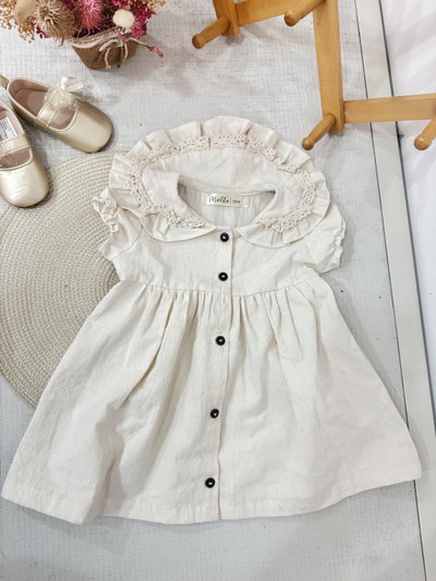 Vestido Magnolia crema mangas cortas
