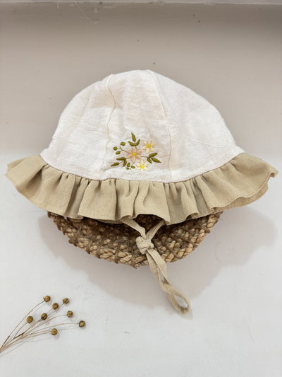 Conjunto Esperanza combinado Arena Bordado + Capelina Bordada 