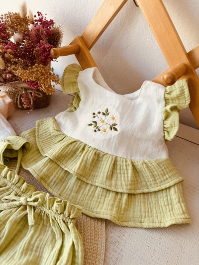 Conjunto Esperanza combinado Verde Pistacho  +Off white 