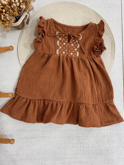 Vestido Guardas bordadas Canela 