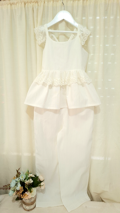 Jardinero Lulú Off white con puntilla