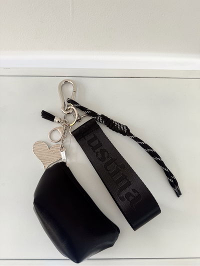 Llavero Charm Negro