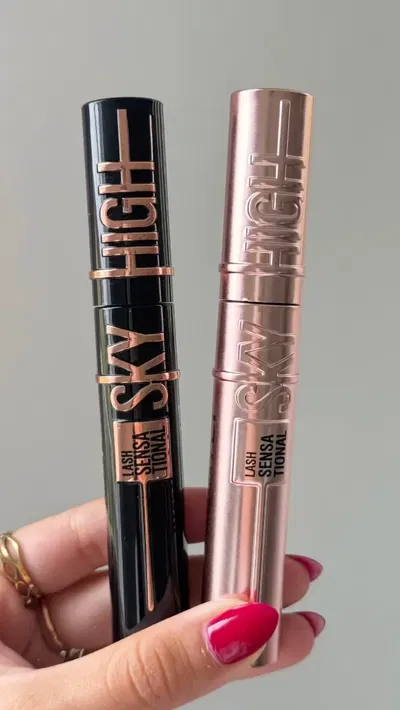 Máscara de pestañas/ Rímel - Color negro  Sky High TEI 