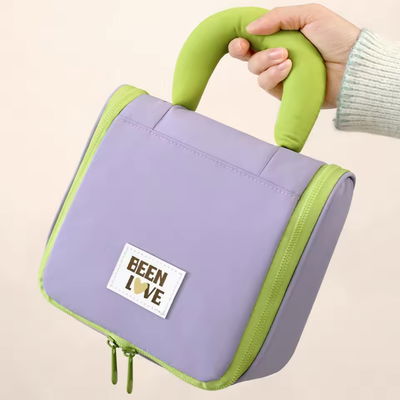 Neceser/ Porta cosméticos tipo bolso 