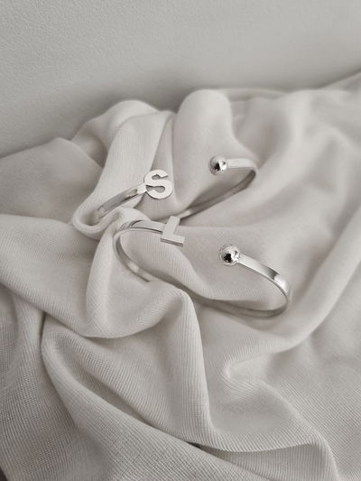 Media esclava inicial + Bolita