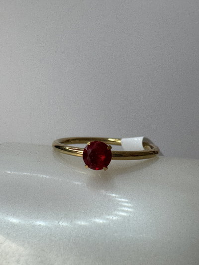 Anillo promesa rojo dorado 