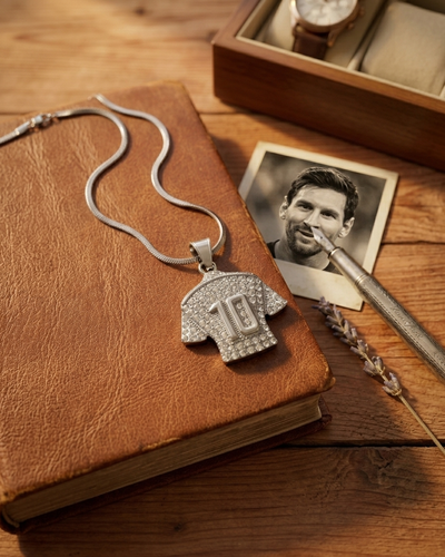 Collar Messi Plateado