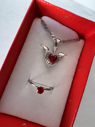 Set: Anillo promesa + Collar Cupido