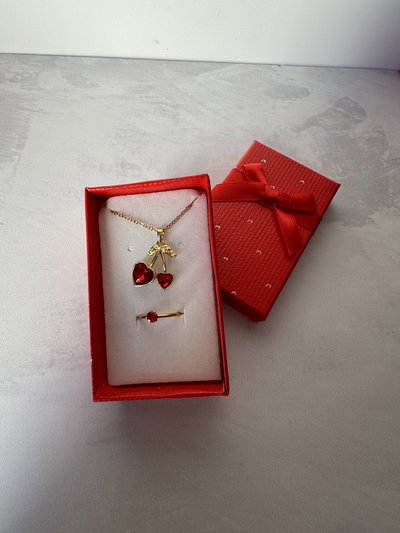 Set: Anillo promesa + Collar Cherry