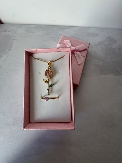 Set: Anillo promesa + Collar Tulipan Rosa Dorado