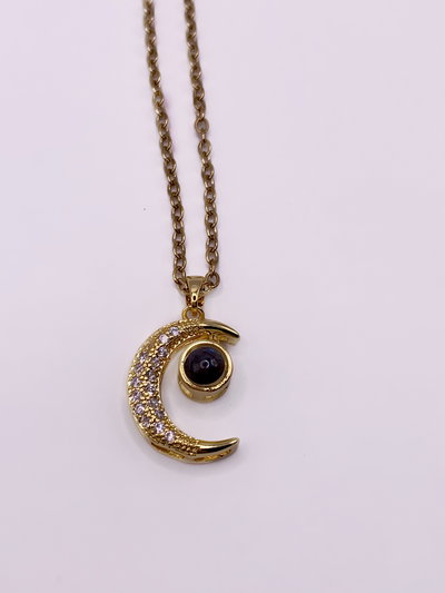 Collar Te amo en 100 idiomas Luna dorado