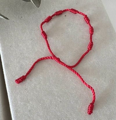 Pulsera Hilo Siete Nudos