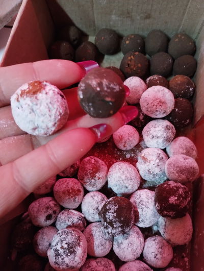mix de japoneses caolin vainilla y barrito con crocantes de ladrillito+ bombones 