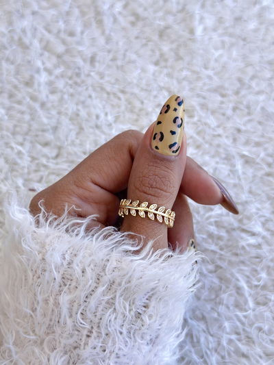 Anillo hojitas 