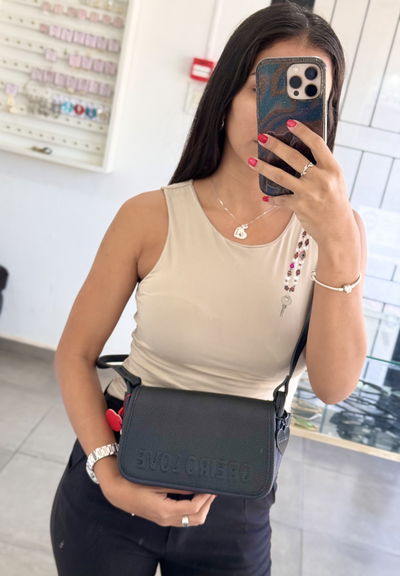 Cartera hurt