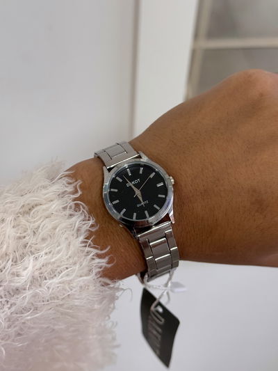 Reloj intro
