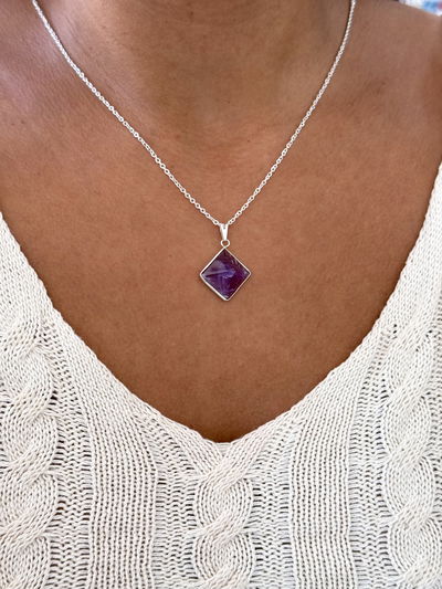 Collar prisma 