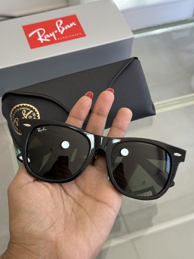 Anteojo wayfarer