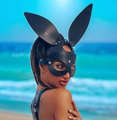 MÁSCARA DE CONEJA 