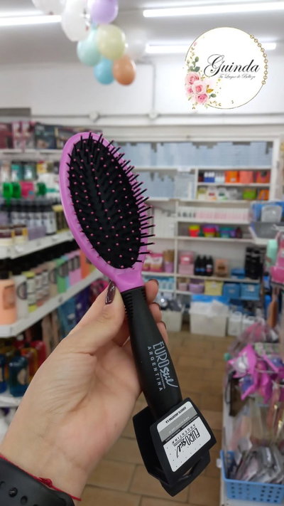 CEPILLO DE CABELLO OVALADO