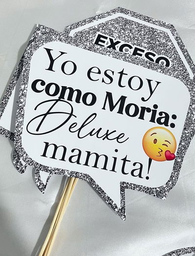 Props/Carteles