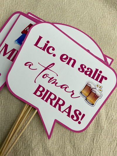 Props/Carteles