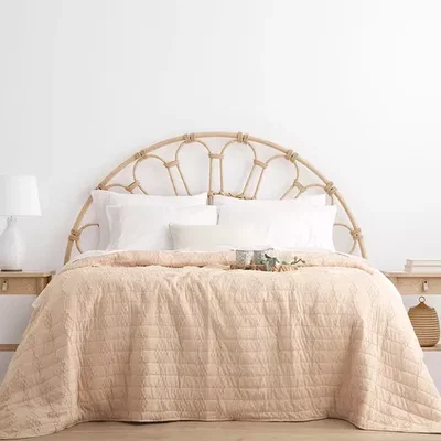 COVER 2 ½ MATELASEADO CON DISEÑO CHENILLE