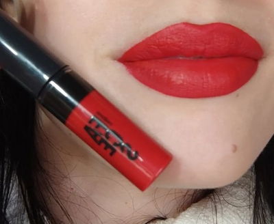 Labial Matte Larga Duración Rojo Love