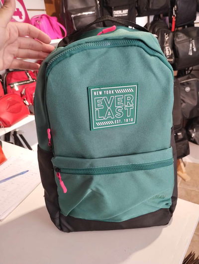 MOCHILA EVERLAST 19"