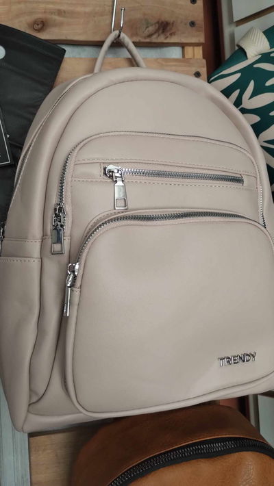 MOCHILA TRENDY❤️