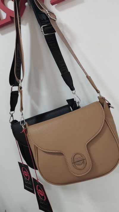 CARTERA BANDOLERA OREIRO 💋