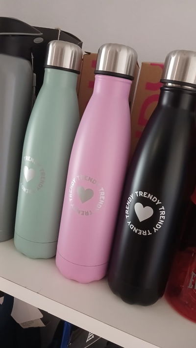 BOTELLA TÉRMICA TRENDY ❤️
