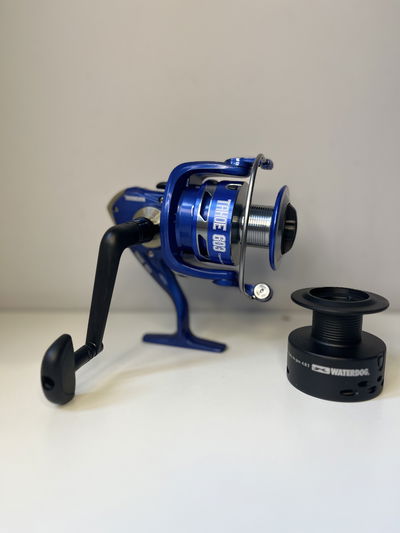 Reel frontal Waterdog Tahoe 603 derecho/izquierdo