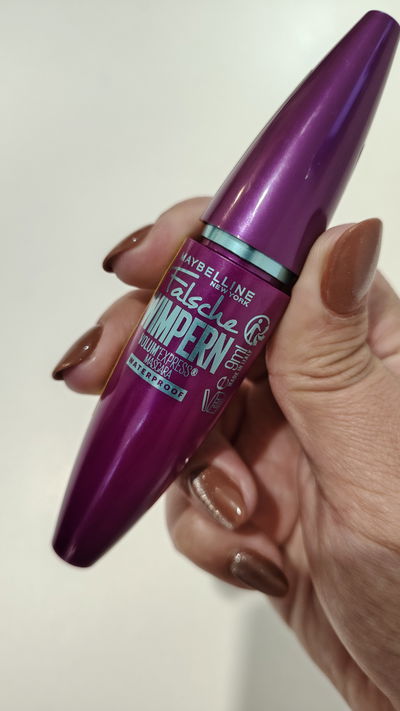 MASCARA DE PESTAÑAS WATERPROOF FALSCHE WIMPERN MAYBELLINE