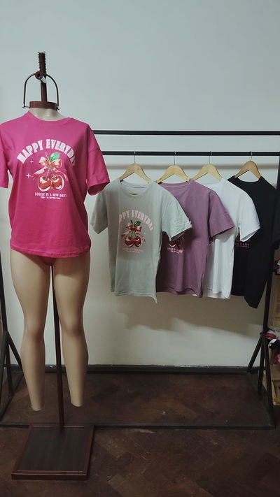 910 Remera cherry
