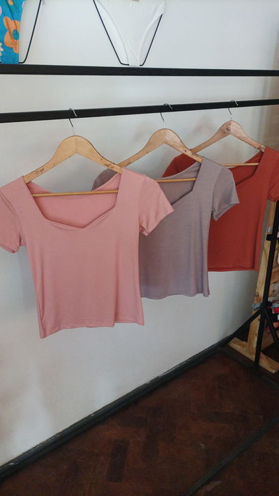 ART. 905 Remera de modal escote corazon