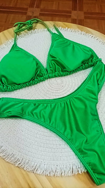 Art.009 bikini brillosa en V 2 x $13000