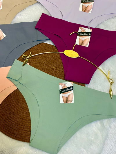 Art.173 Vedetina latex sin costura x3