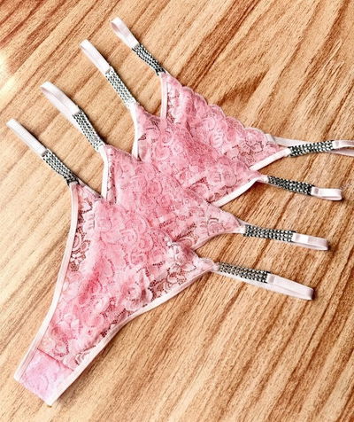 Art.204 less rosa x3 de encaje con Strass