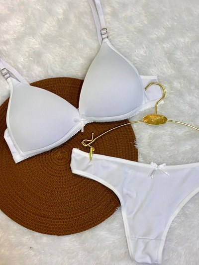 Art.654 triángulo soft lycra con less