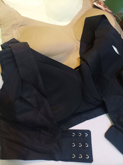 Art.480 corpiño latex reforzado prendido atras