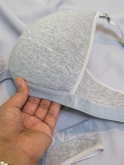 Art.661 conjunto triangulo elástico love de algodón con less