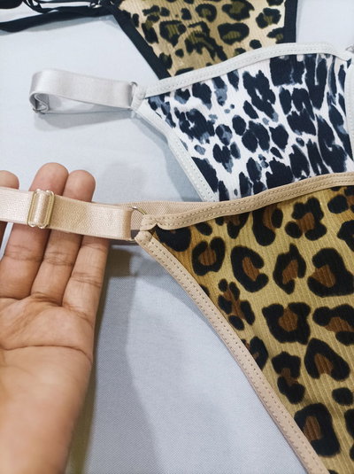 Art.122 Less regulable morley print x3