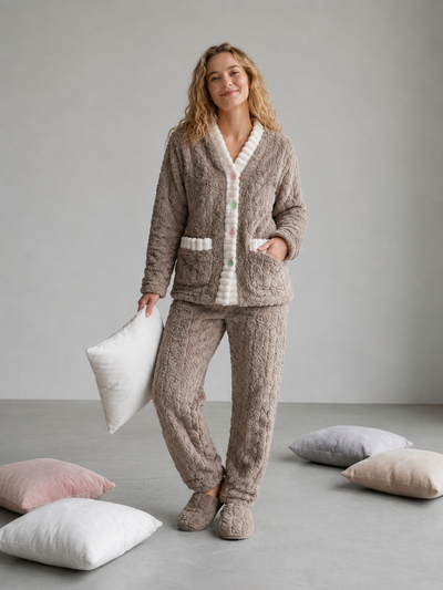 Art.1543 Pijama con botones plush