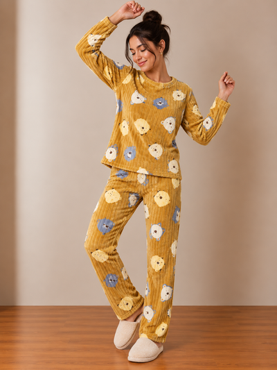 Art.1549 Pijama plush mujer