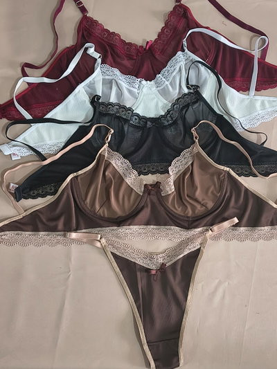 Art.680 Conjunto bralette con aro + less tiro alto en V