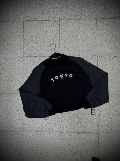 Buzo Crop Tokio
